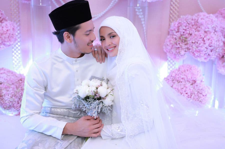 Image for From Co-Stars to Separation: The Public Romance of Nur Fazura and Fattah Amin