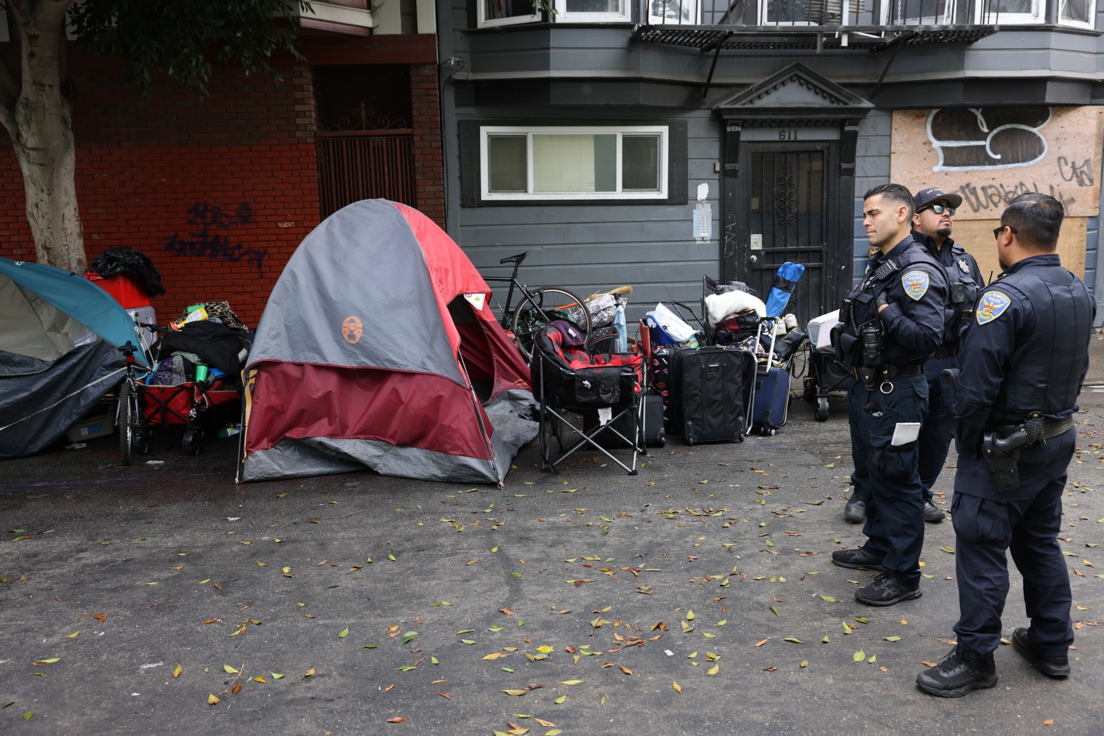 Image for San Francisco Citizen to File Report Against SFPD Officer Over Homeless Citation