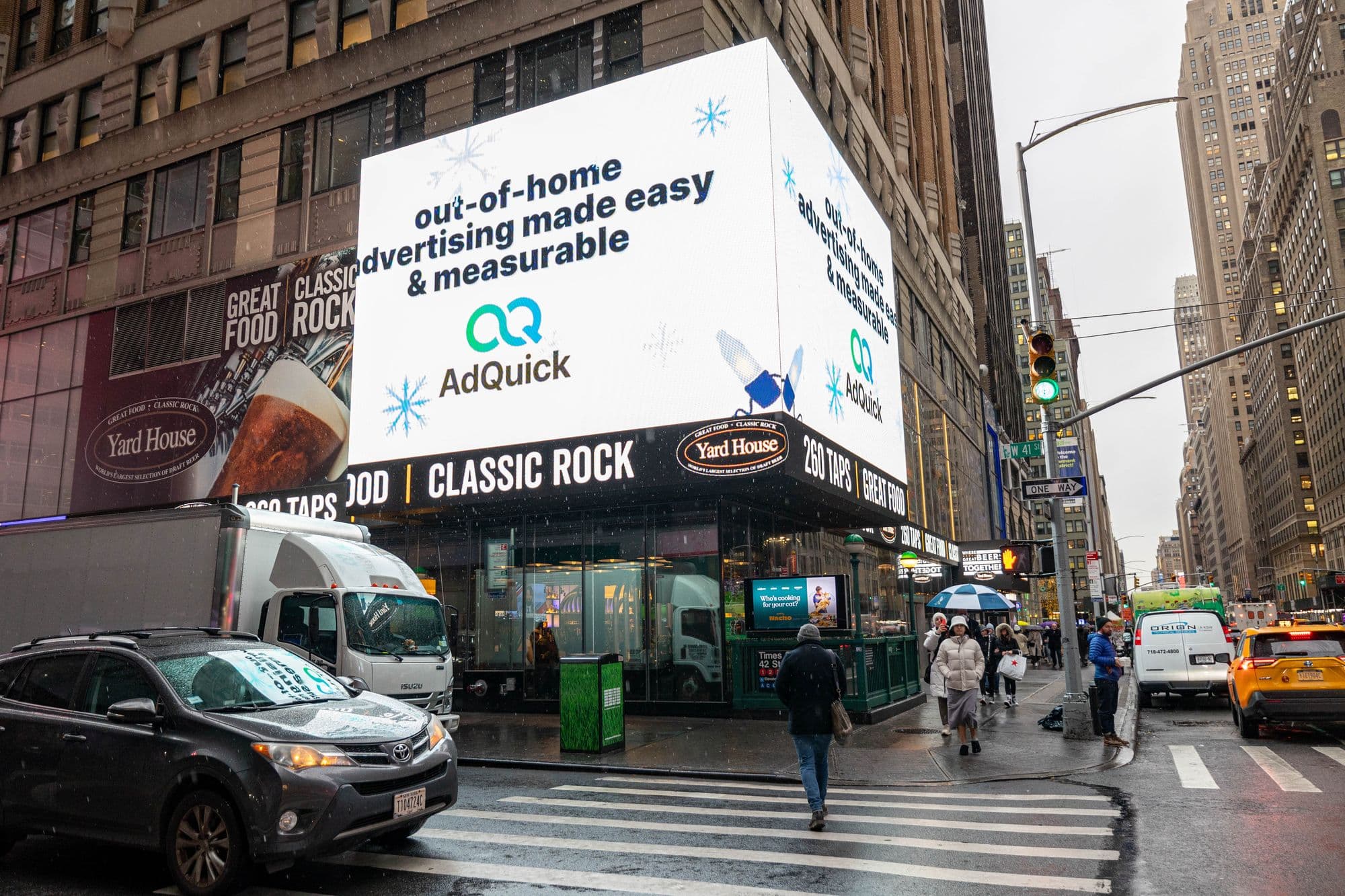 Image for Out-of-Home Advertising Drives Over 50% Higher ROAS by Targeting 'Movable Middle' Consumers