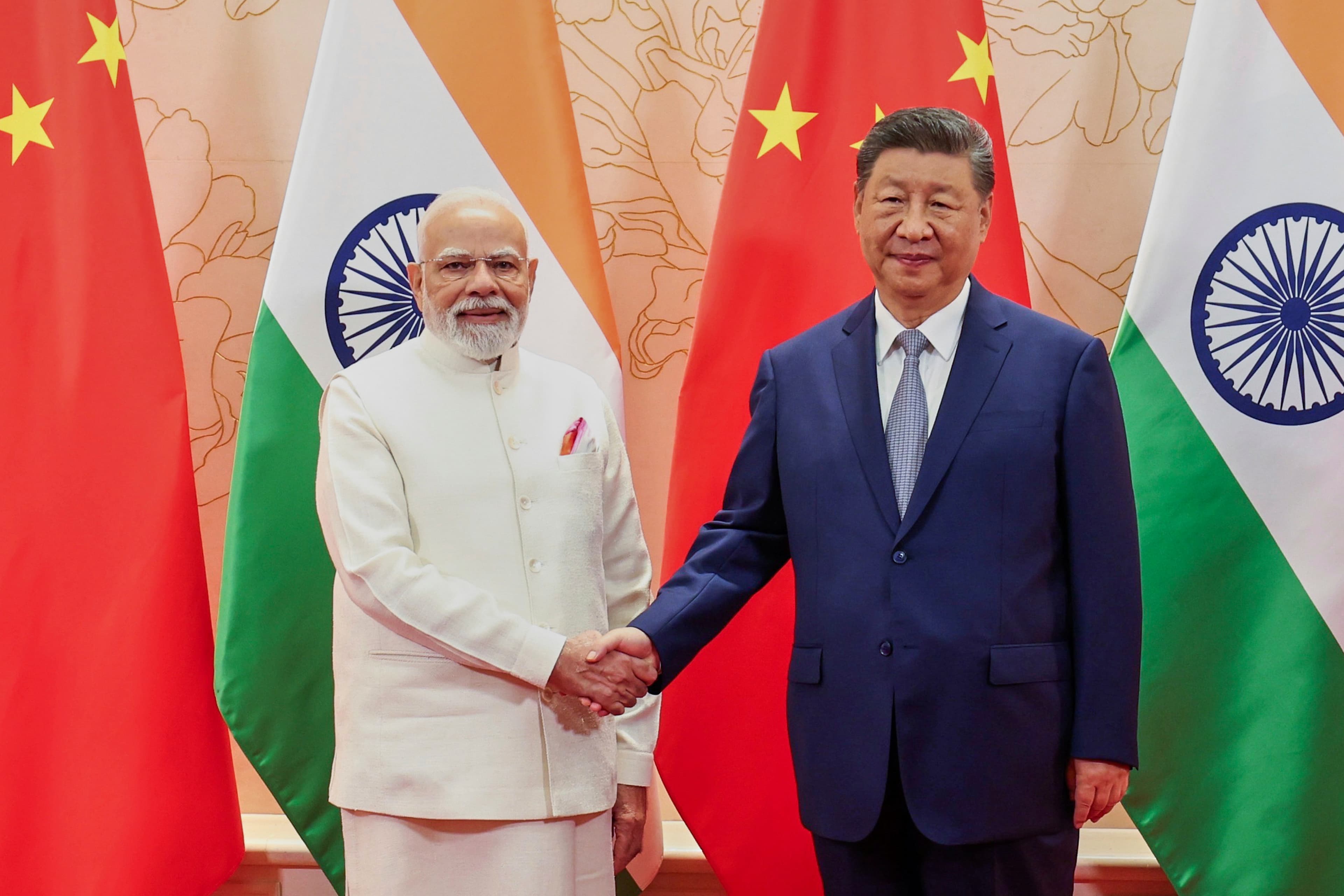 Image for Xi and Modi Affirm 'Dragon and Elephant' Partnership for 2.8 Billion People