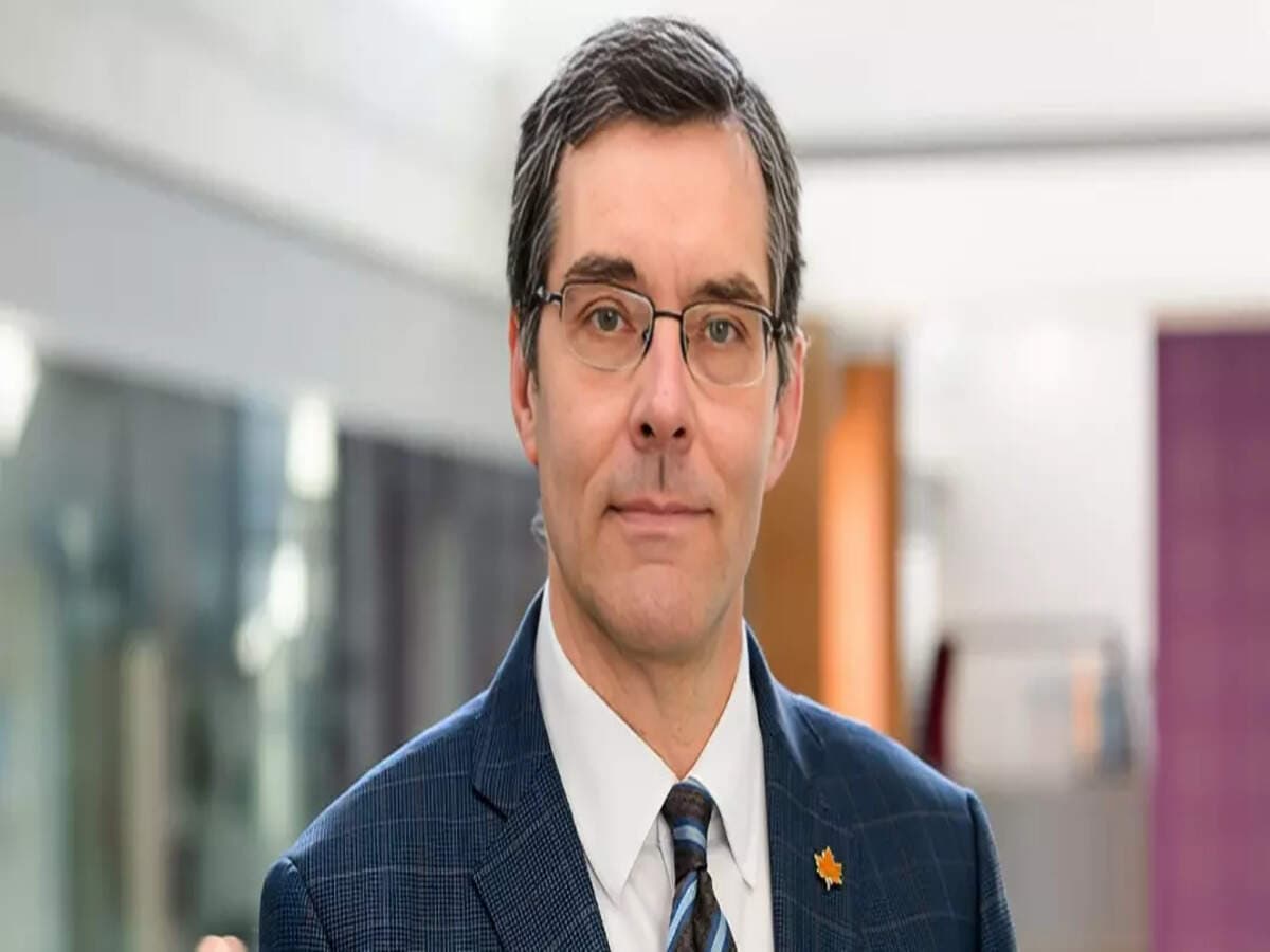 Image for AI Transforms Higher Education, Prompting Call for Classroom Redesign