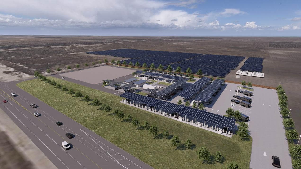 Image for World's Largest Tesla Supercharger with 164 Stalls Now Online in Lost Hills, California