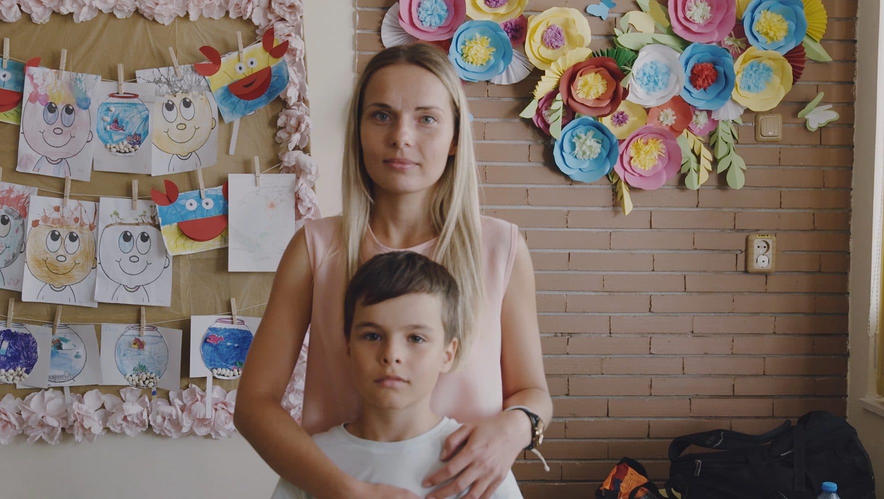 Image for Ukrainian Refugee Child Bullied in Romania Amidst Rising Pro-Russian Rhetoric