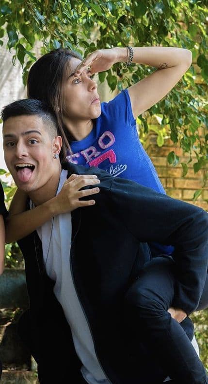 Image for From Streamer Sweethearts to Separate Paths: The Public Romance of Coringa and Bárbara Passos