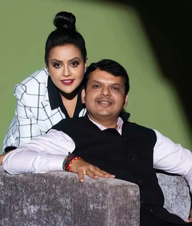 Image for Devendra Fadnavis' Steadfast Love Story: An Enduring Partnership with Amruta Fadnavis