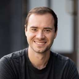 AI Luminary Karpathy Predicts 99% Attention Shift to LLMs, Calls for "Research Apps"