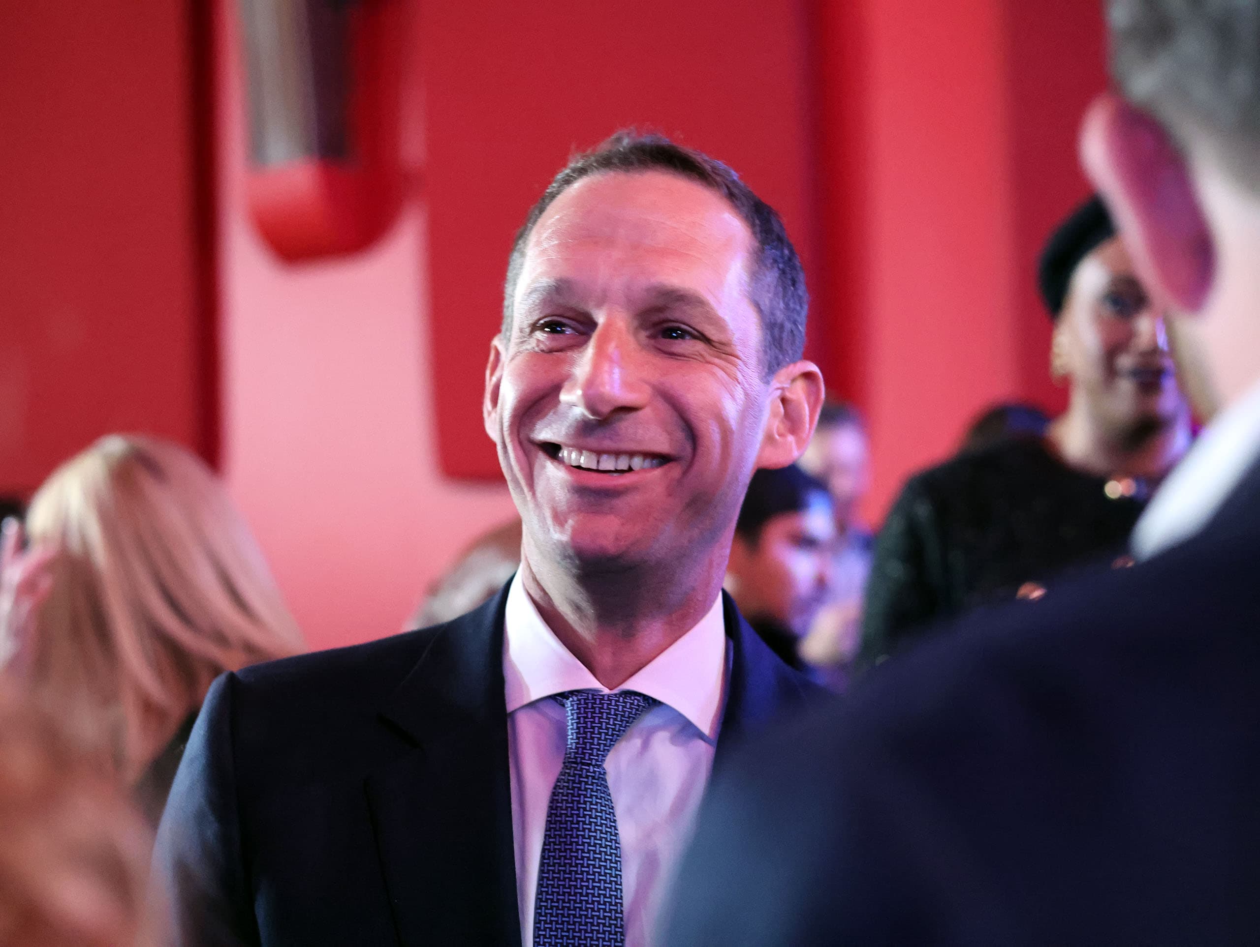 Image for San Francisco Mayor Daniel Lurie's Administration Under Scrutiny for $350,000 Public Relations Expenditure