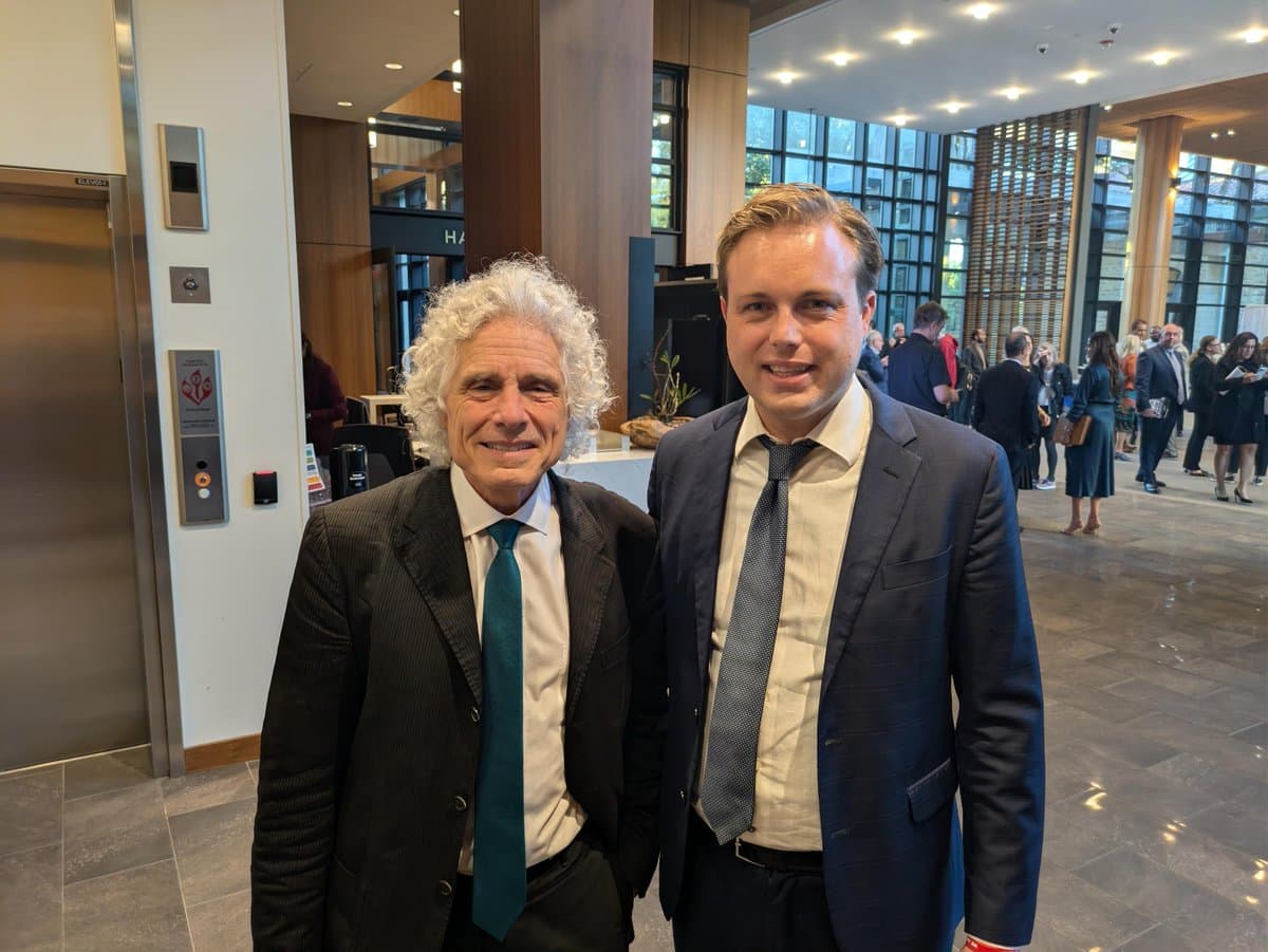 Image for Economist Thomas Sowell, 95, Celebrated at Stanford Hoover Institution Conference