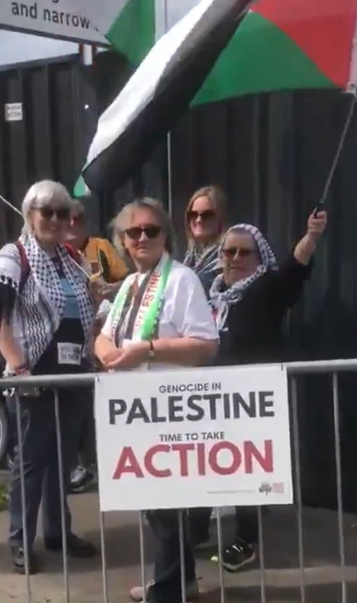 Image for Pro-Palestinian Protesters Direct "Get a Real Job" Chant at Police Amidst Ongoing Demonstrations