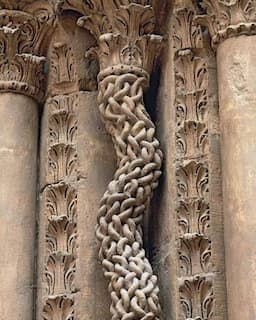 12th-Century Twisted Column at Avallon's Saint-Lazare Church Exemplifies Romanesque Artistic Mastery