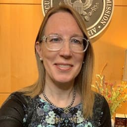 SEC Commissioner Peirce Invites Small Crypto Projects to Fort Worth Meeting on September 4