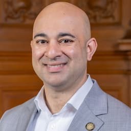 San Francisco Bill Targets Five-Person Housing Rule, Allowing Up to Nine Lease Agreements