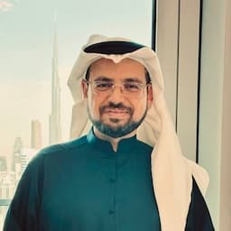 Analyst Highlights Disparity in Global Response to Conflicts, Citing Gaza-Syria Protest Contrast