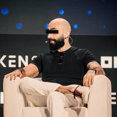 Image for Developer's Controversial Tweet on Marital 'Duty' for Shorter Men Sparks Online Discussion