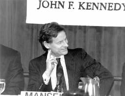 Harvard Professor's Dual Grading System Experiment from 25 Years Ago Resonates Amidst Ongoing Grade Inflation Debates