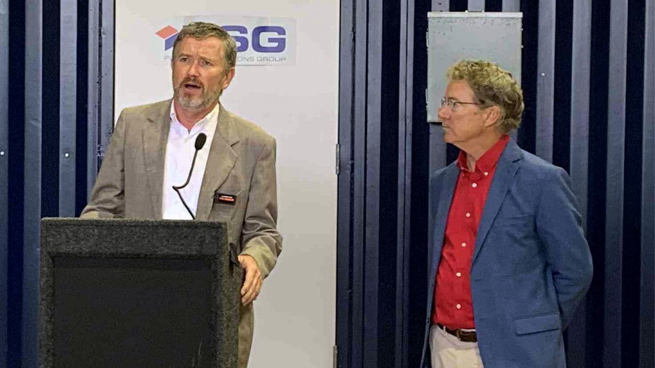 Image for Trump Labels Rand Paul a "Nasty Liddle' Guy" Amid Broader Clash with Libertarian Republicans