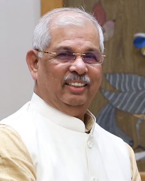 Image for Rajendra Arlekar Sworn In as Kerala's 23rd Governor Amidst Political Scrutiny