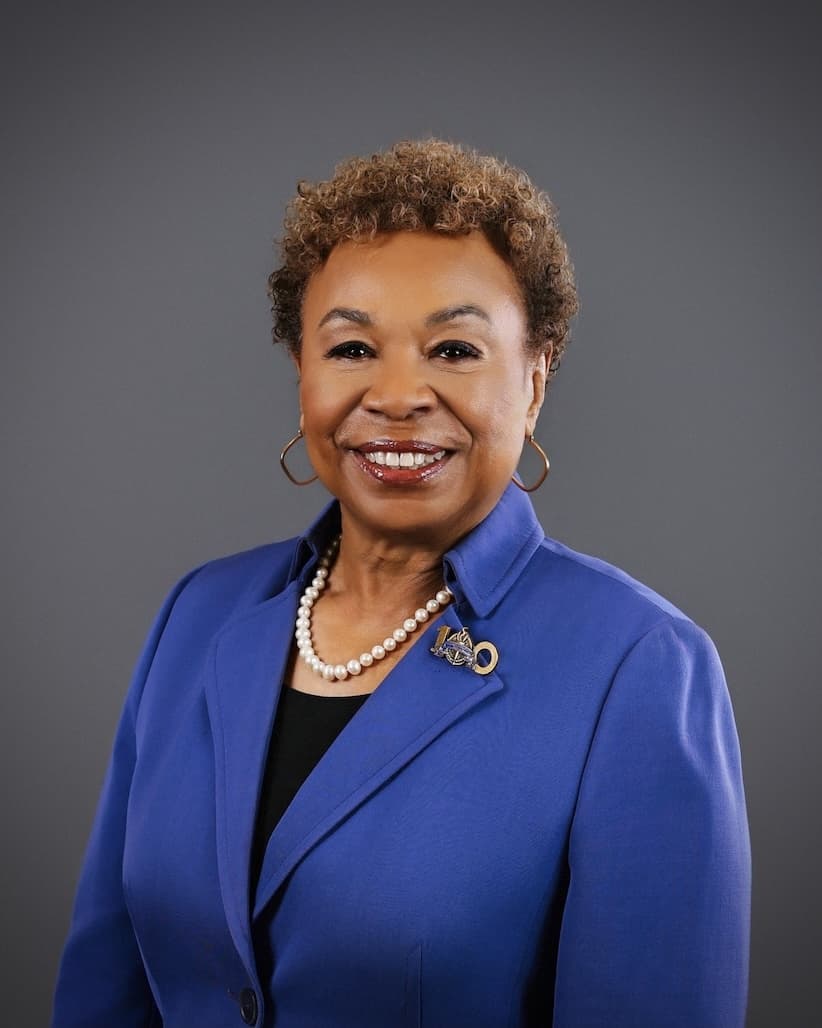Image for Oakland Mayor Barbara Lee's Initial 60 Days Focus on Professionalism Amidst Charter Reform Talks
