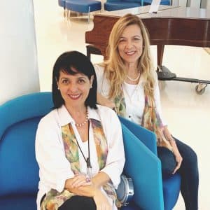 Image for Loren Oliveira (Brazilian Voices): 10 Key Things You Must Know
