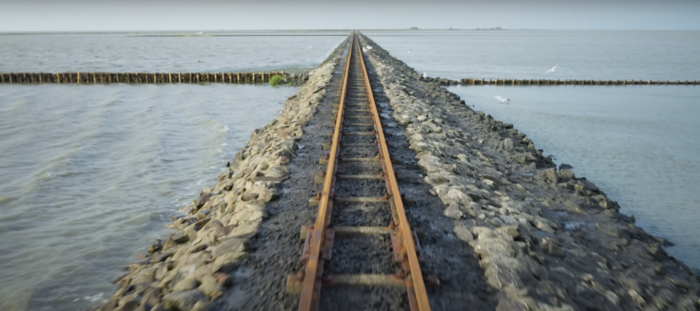 Image for German Halligen Islands Access: Train Lines Navigate North Sea Tides for Essential Transport