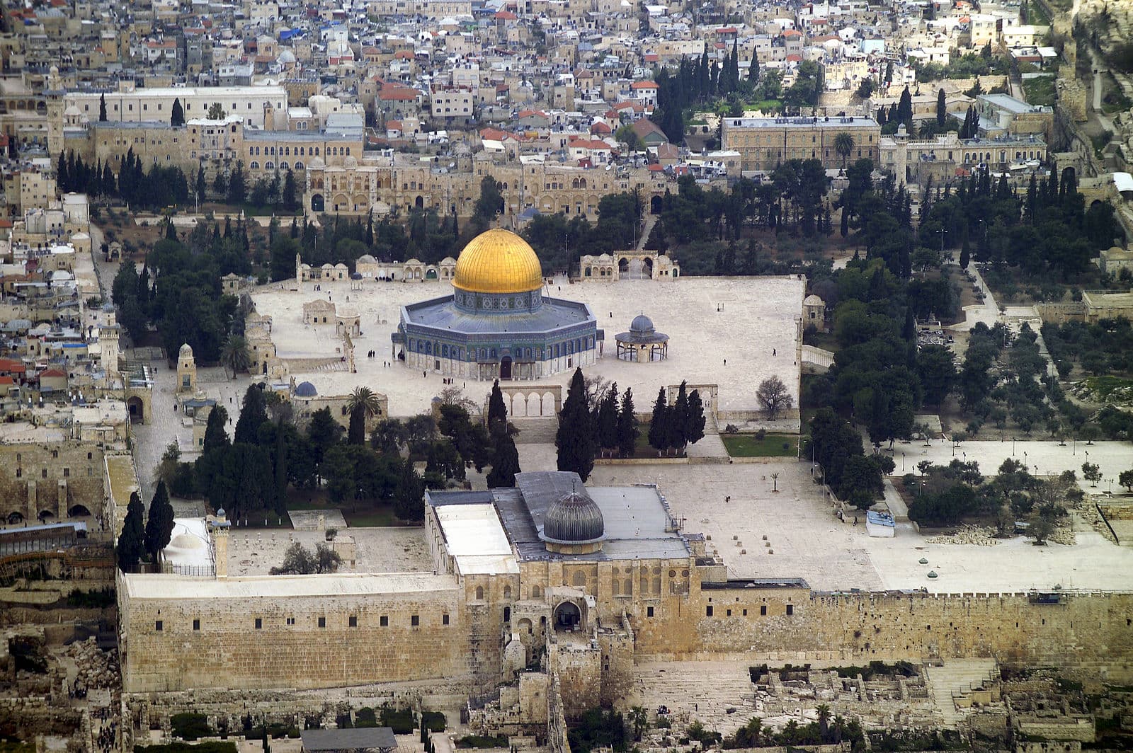 Image for Claim of Iranian Official Threatening Al-Aqsa Mosque with Nuclear Attack Unsubstantiated Amid Escalating Regional Conflict