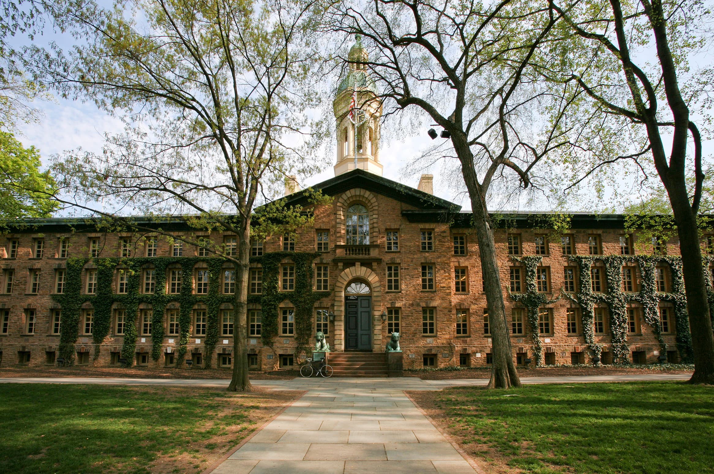Image for Princeton University: 10 Key Things You Must Know