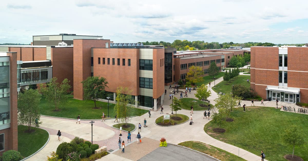 Image for Rochester Institute of Technology: 10 Key Things You Must Know