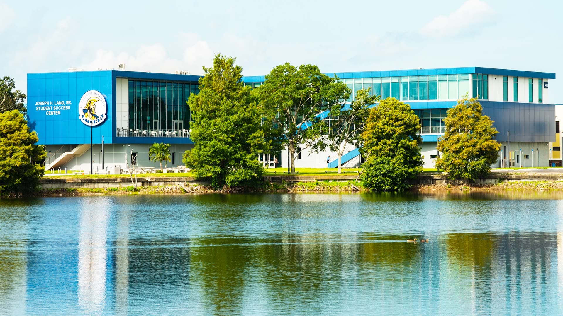 Image for St. Petersburg College: 10 Key Things You Must Know