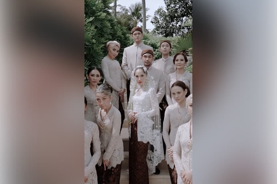 Image for From Enduring Love with Ashraf Sinclair to a New Chapter with Tiko Aryawardhana: Bunga Citra Lestari's Romantic Journey