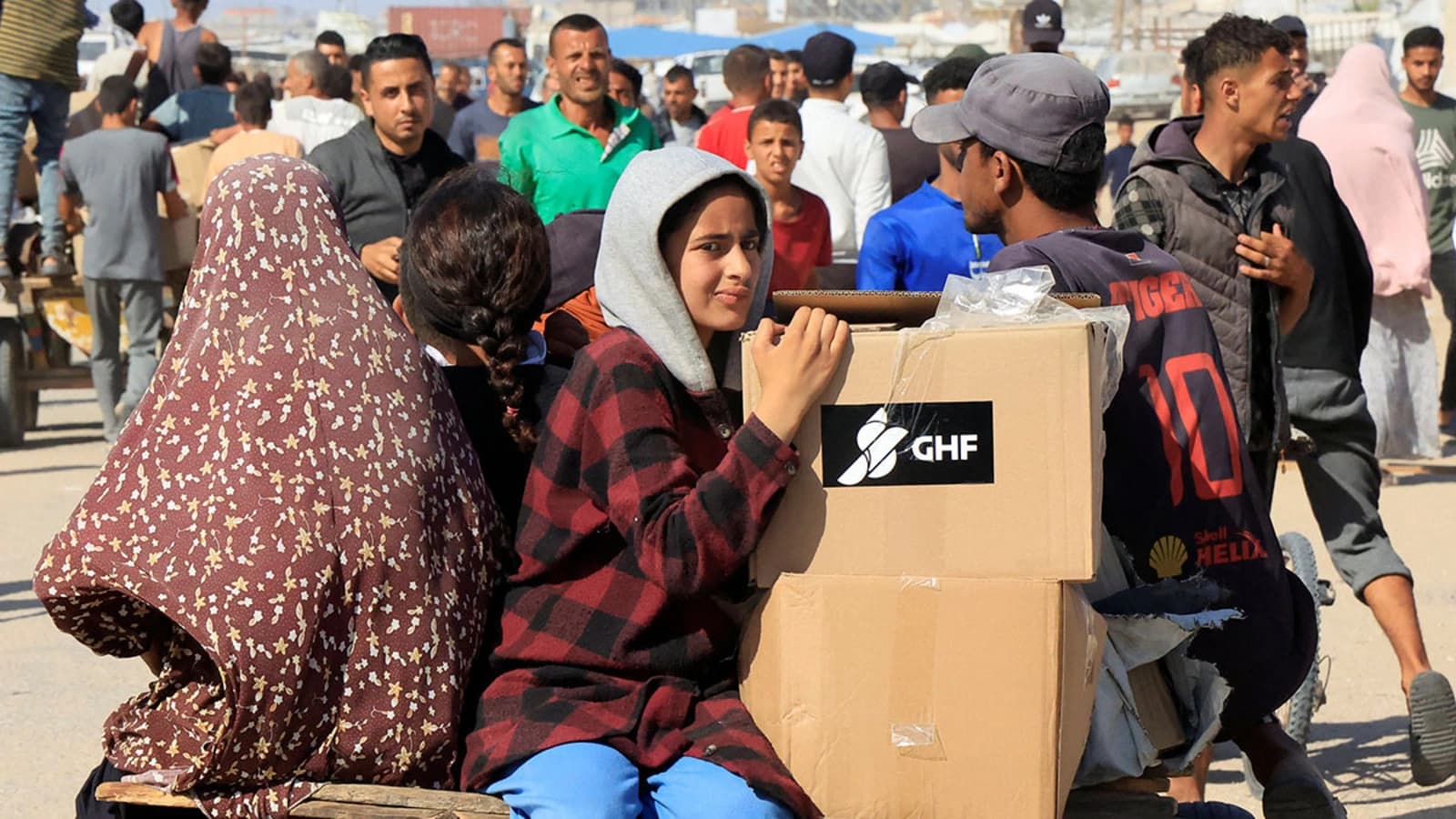Image for Gaza Humanitarian Foundation Nears 150 Million Meals Amidst Controversy and Geopolitical Tensions