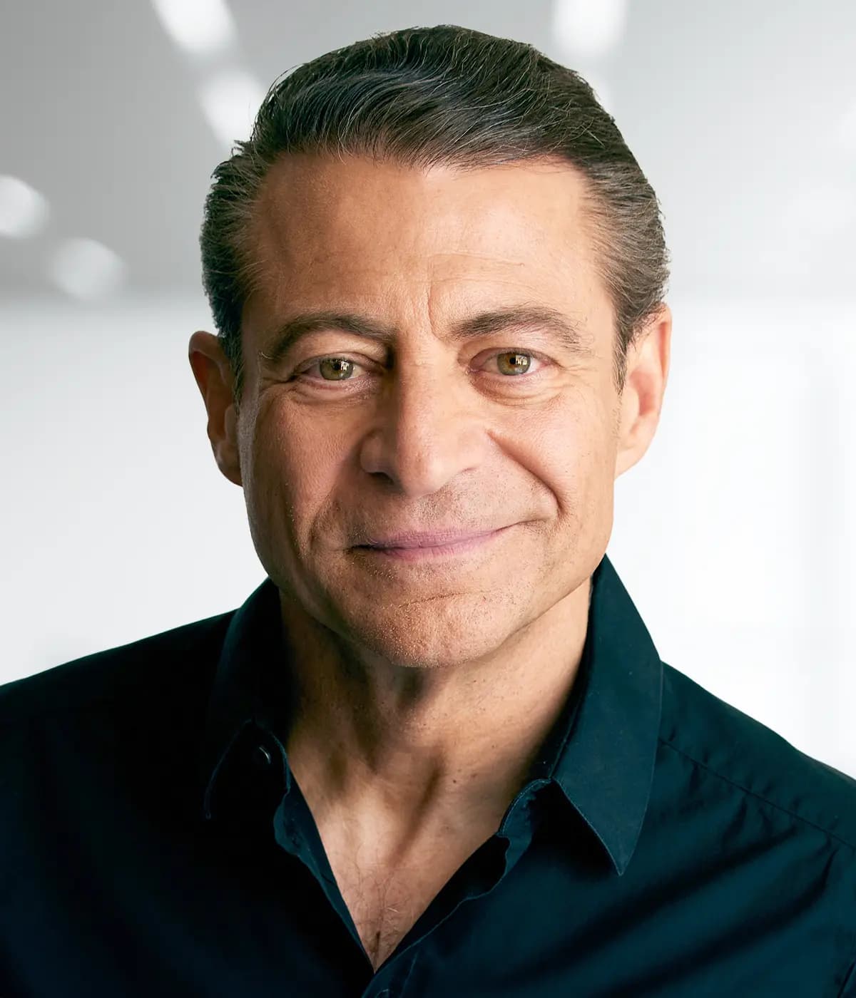 Image for Peter Diamandis Highlights AI's Demonetization as Key to New Era of Cost-Cutting Innovation