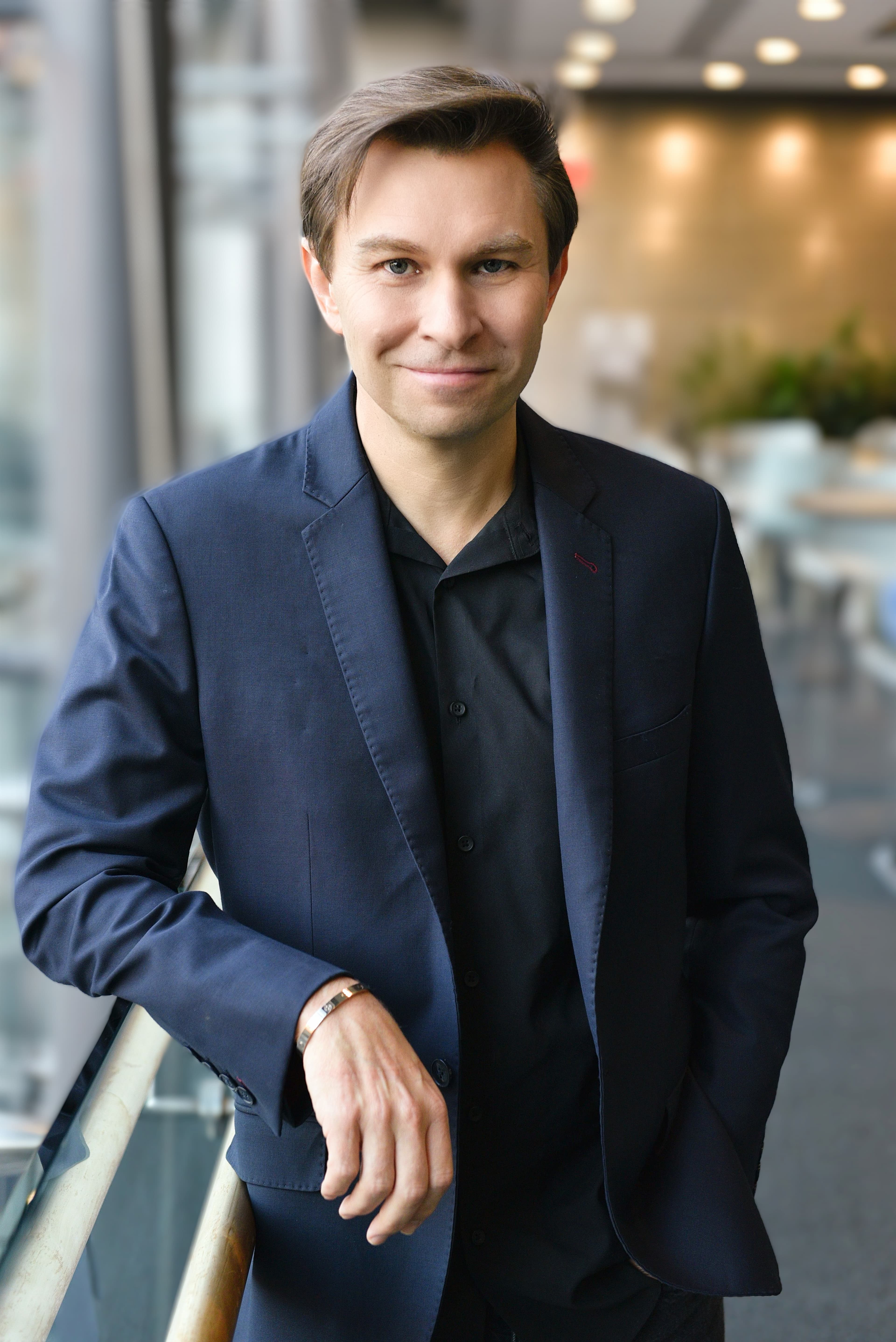 Image for Longevity Expert David Sinclair Predicts Age-Reversing Pills by 2035