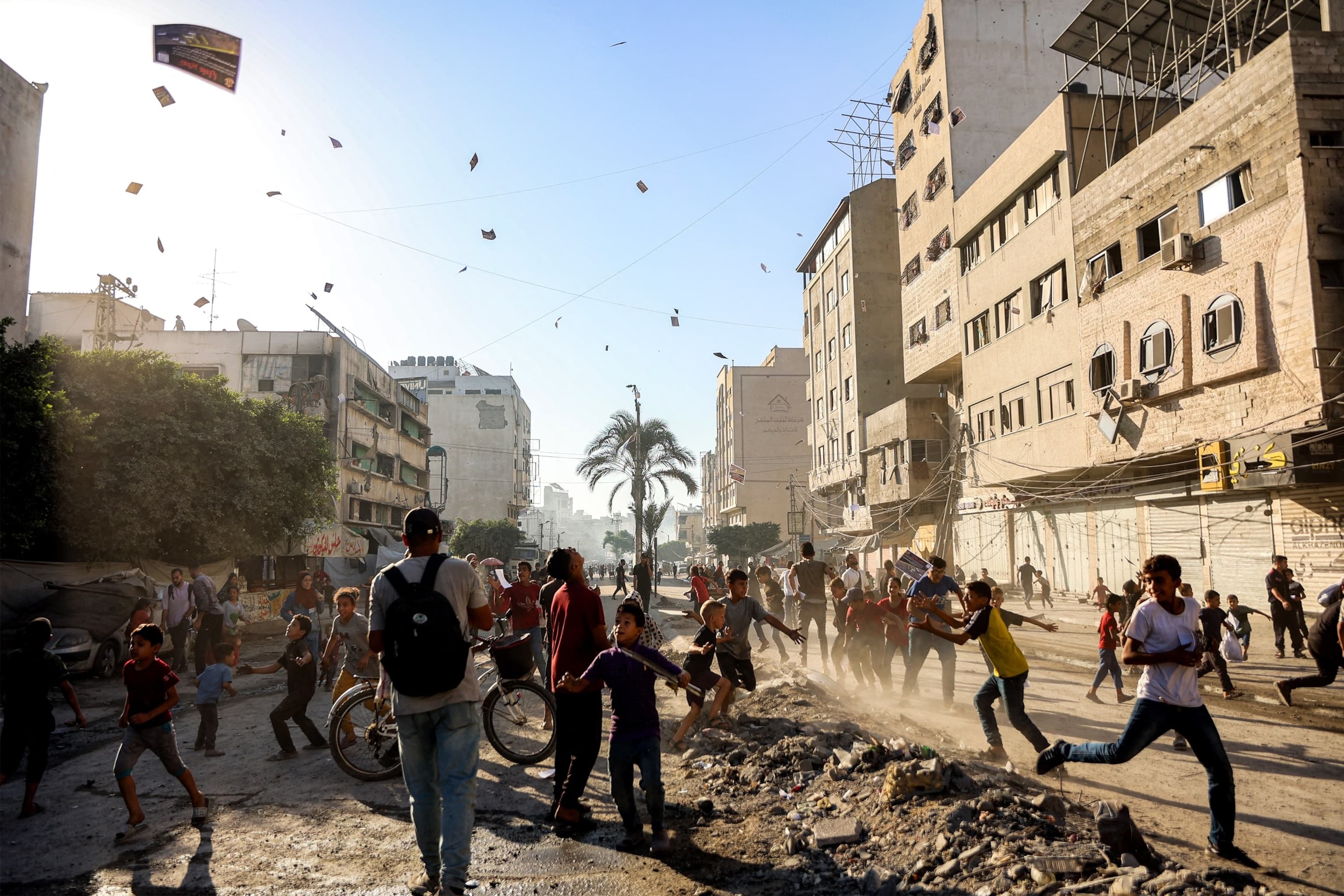 Image for 750,000 Palestinians Evacuate Gaza City Following IDF Warnings