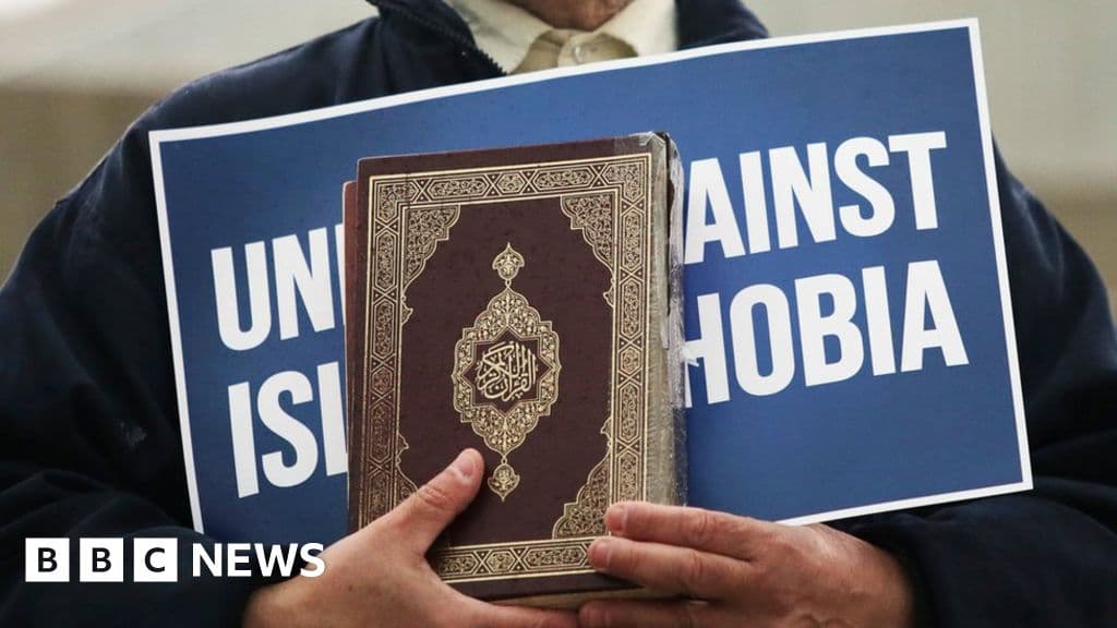 Image for Labour's Adopted Islamophobia Definition Sparks Free Speech Concerns Over 'Grooming Gang' Discussion