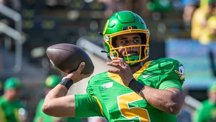 Image for Oregon Ducks' Potent Offense Under Scrutiny in Analyst Landon Tengwall's Film Breakdown