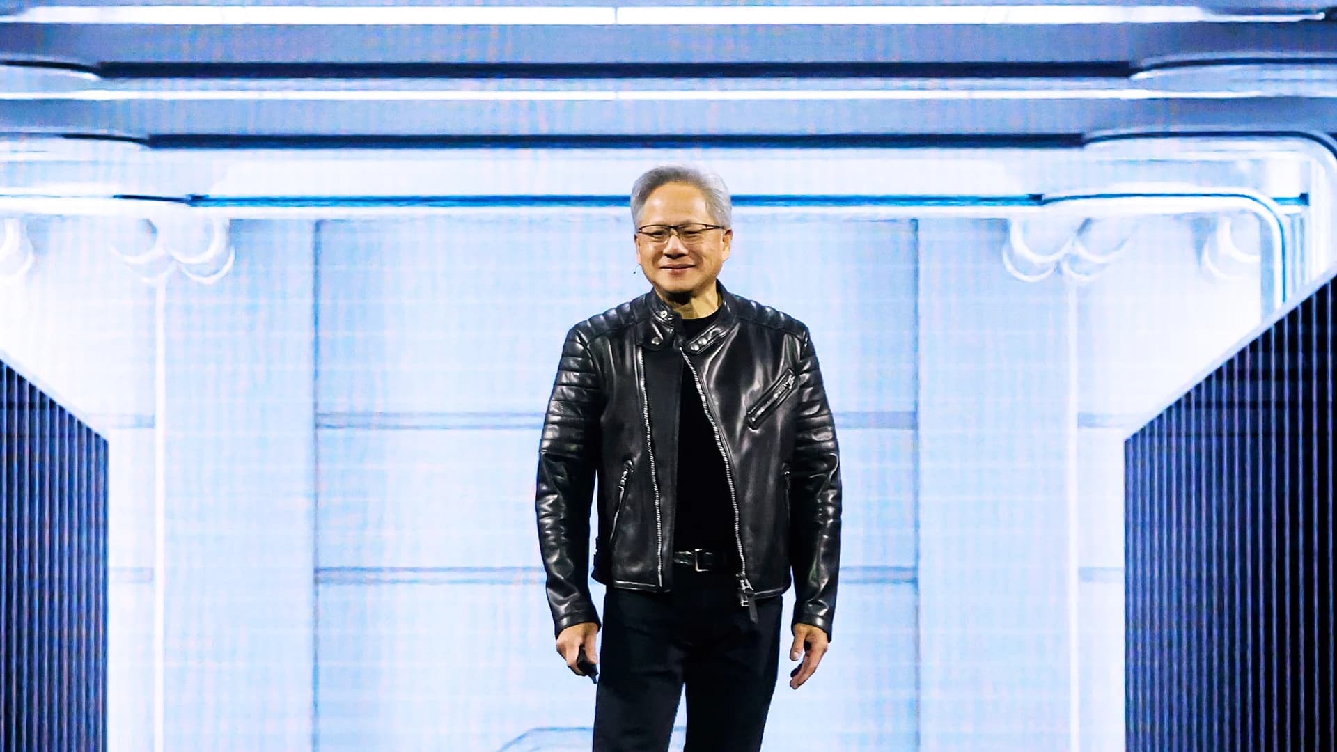 Image for Nvidia Commits Billions to US-Based AI Manufacturing, Drawing Praise from Palantir CEO Karp