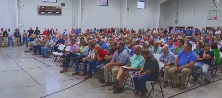 Image for One-Third of Arkansas Farms Face Closure Risk Amid Economic Crisis, Hill Convenes Council for Aid Talks