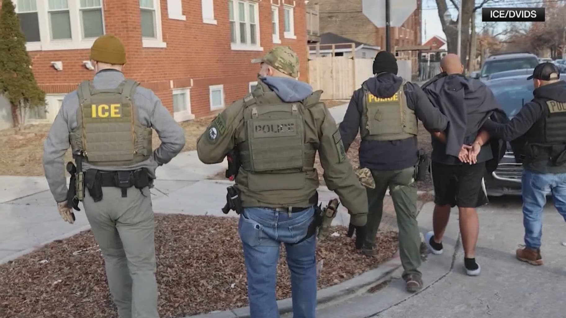 Image for Federal Judge Mandates Identification for Federal Agents Amid Growing Concerns Over Masked Operations