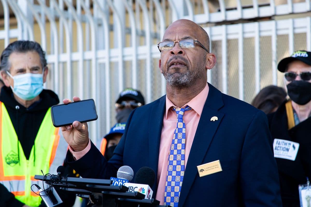 Image for Oakland City Administrator Harold Duffey Faces Scrutiny Over Alleged Resume Misrepresentations and $300,000+ Salary