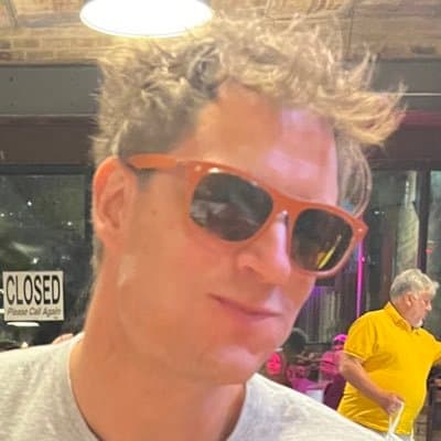 Image for Tesla Shareholder Jason DeBolt Urges Unwavering Support to Maintain Company Control, Citing External Threats