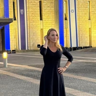 Image for Lois Perry Leads Church Walkout Over Quran Reading During Mass