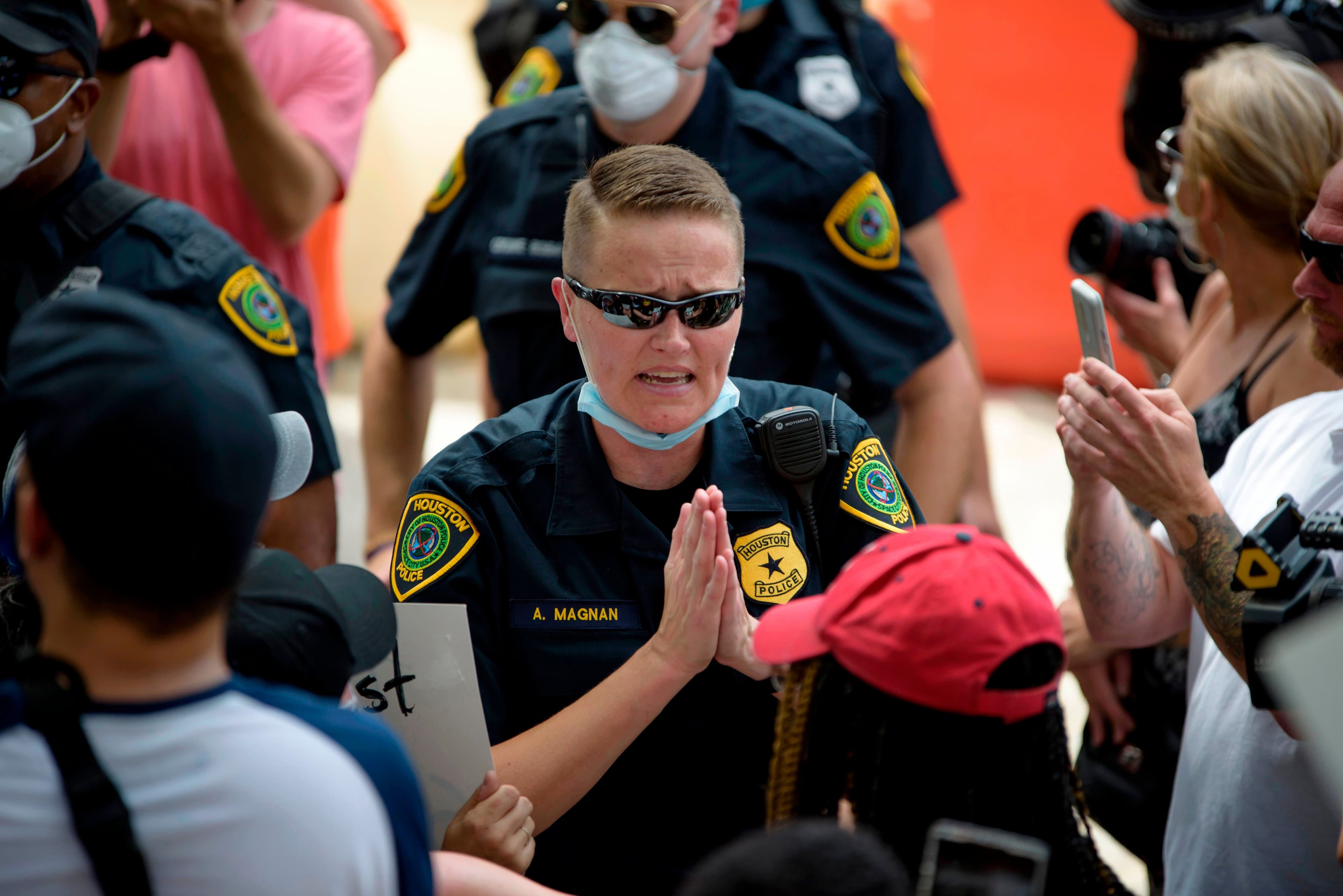 Image for Crowd's Active De-escalation with Police Signals Evolving Community Engagement