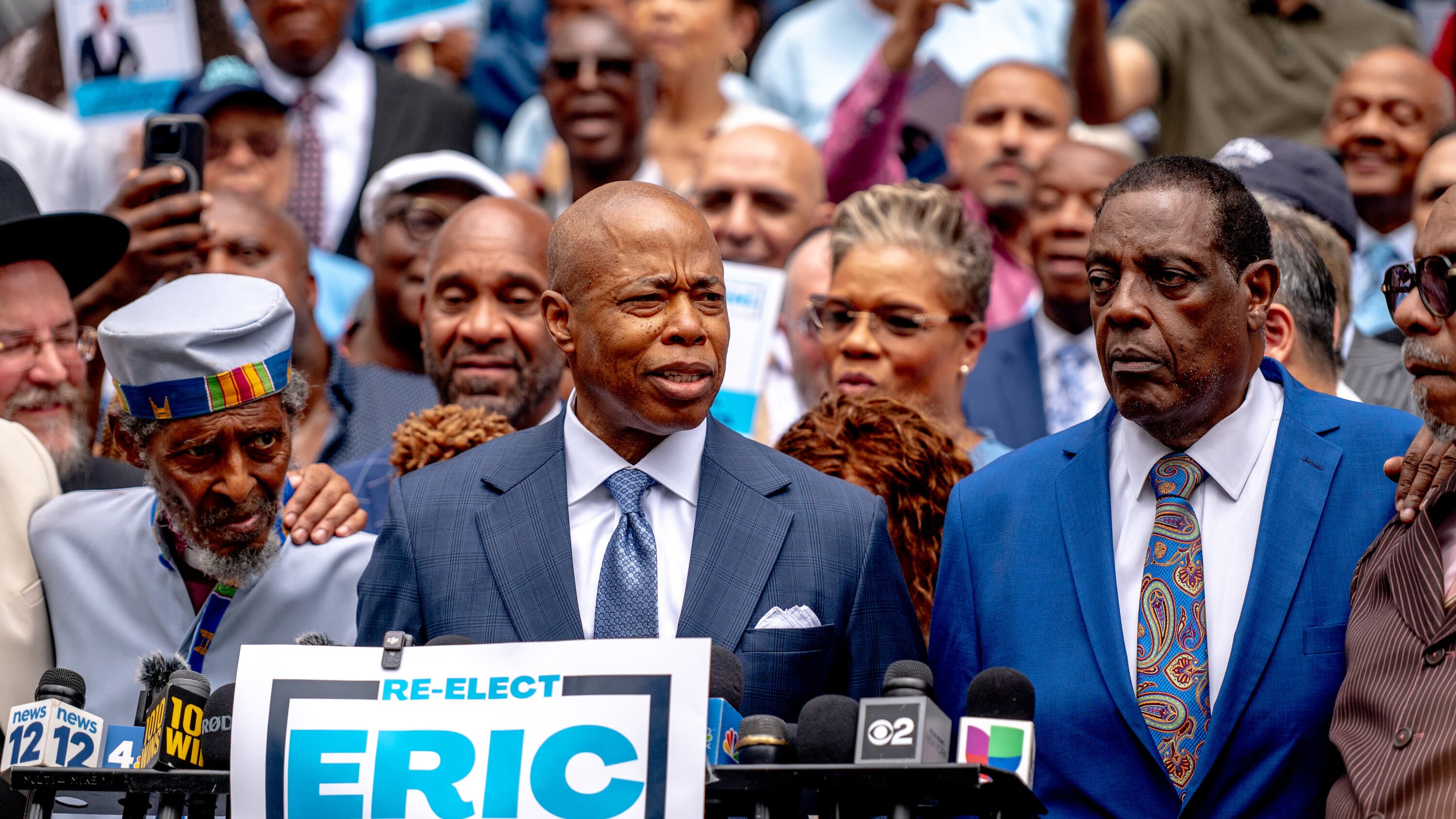 Image for Eric Adams Withdraws from NYC Mayoral Race, Bill Ackman Urges Curtis Sliwa to Follow Suit