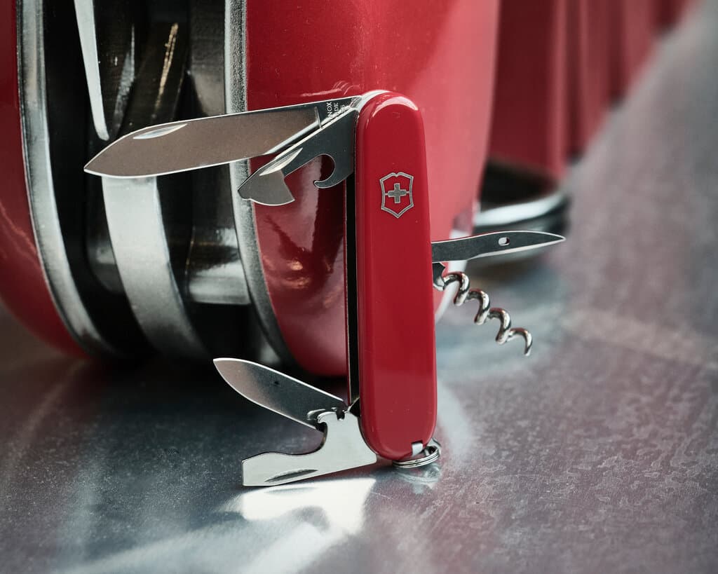 Image for US Tariffs Drive Swiss Army Knife Import Costs to Nearly 44%, Sparking Industry Concern