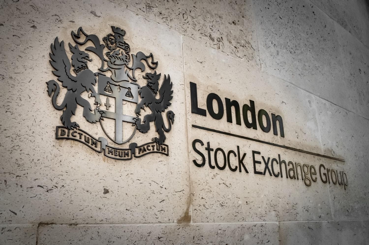 Image for UK Retail Investors Gain Access to Multiple Bitcoin ETPs on London Stock Exchange Following FCA Ban Lift