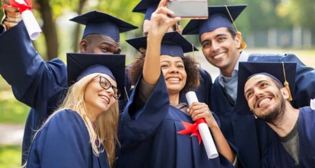 Image for Nature Journal Reports Women Remain at 16% of Corresponding Authors, Fueling Debate on Gender Equality Progress